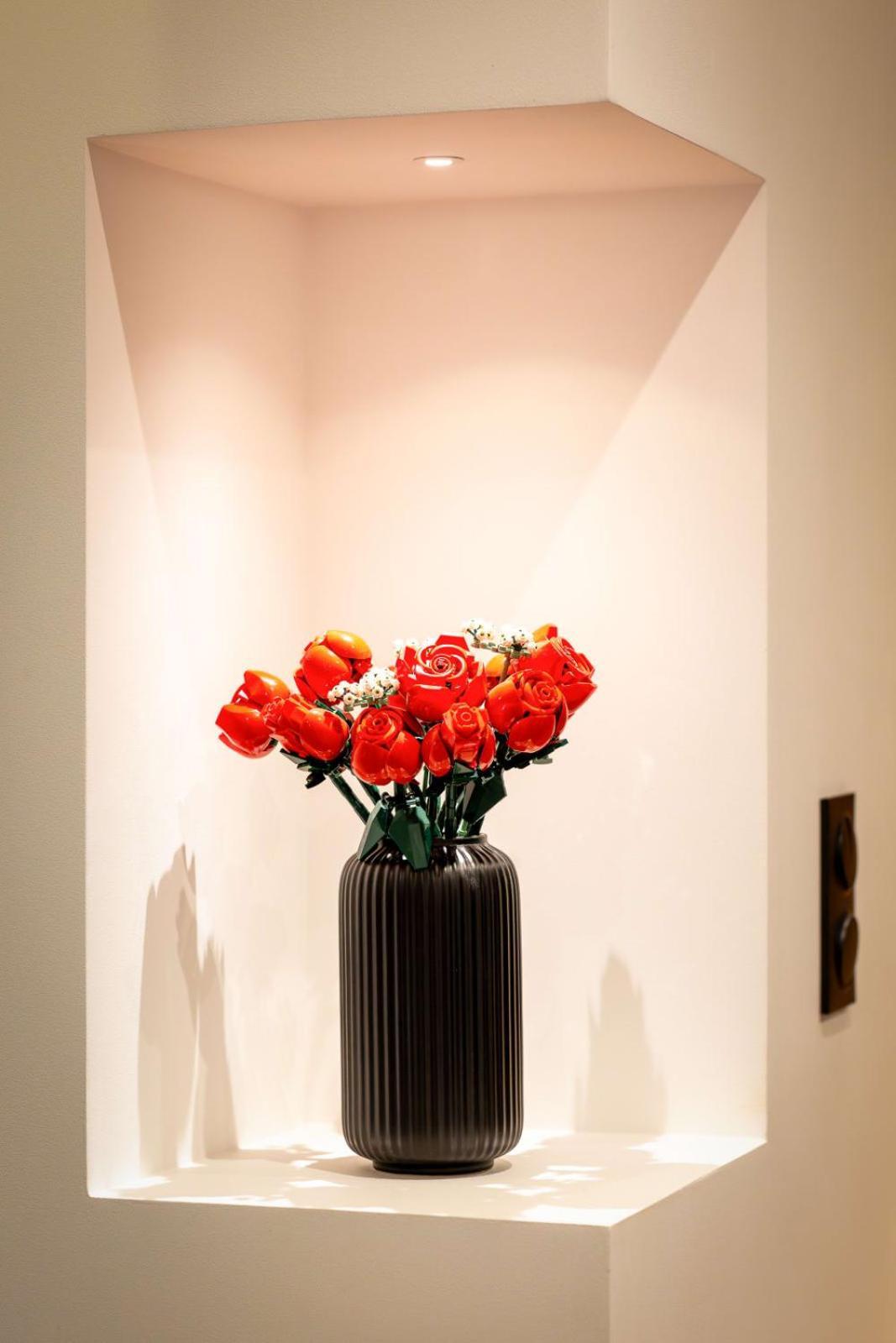 Rose Ecrin De Charme Avec Parking Terrasse Privee Et Jardin Partage Apartment Grand-Couronne Bagian luar foto