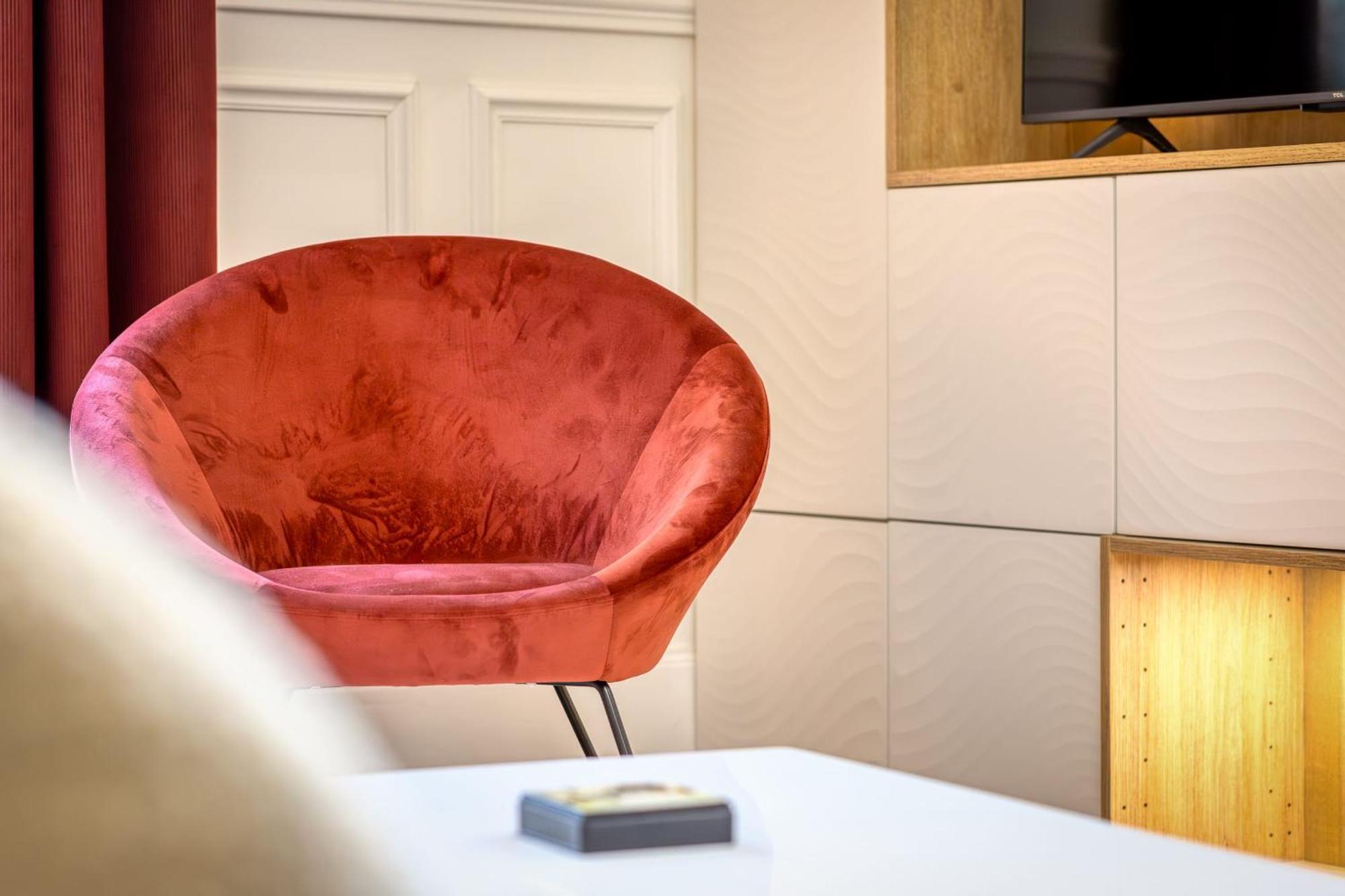 Rose Ecrin De Charme Avec Parking Terrasse Privee Et Jardin Partage Apartment Grand-Couronne Bagian luar foto