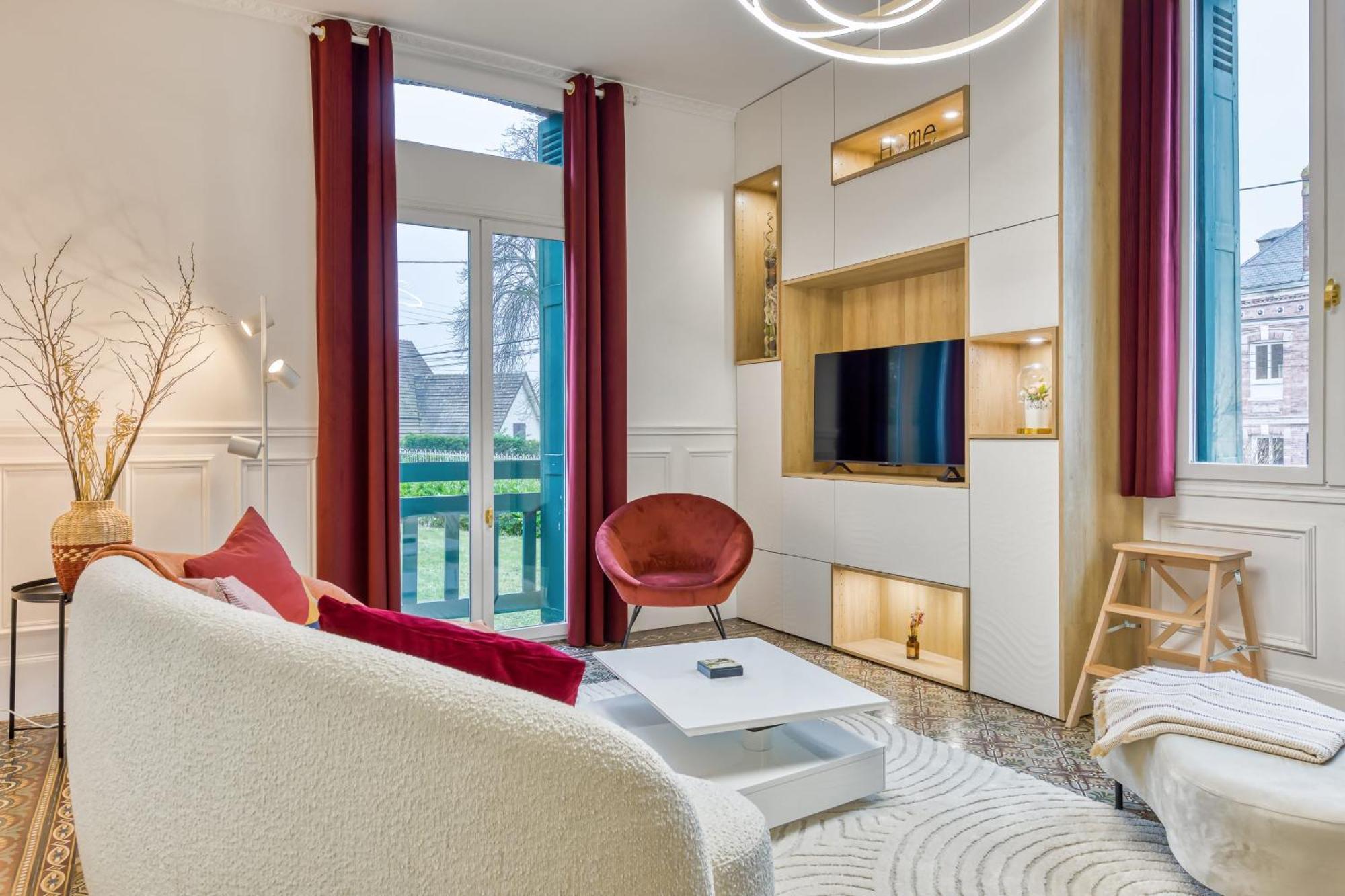 Rose Ecrin De Charme Avec Parking Terrasse Privee Et Jardin Partage Apartment Grand-Couronne Bagian luar foto